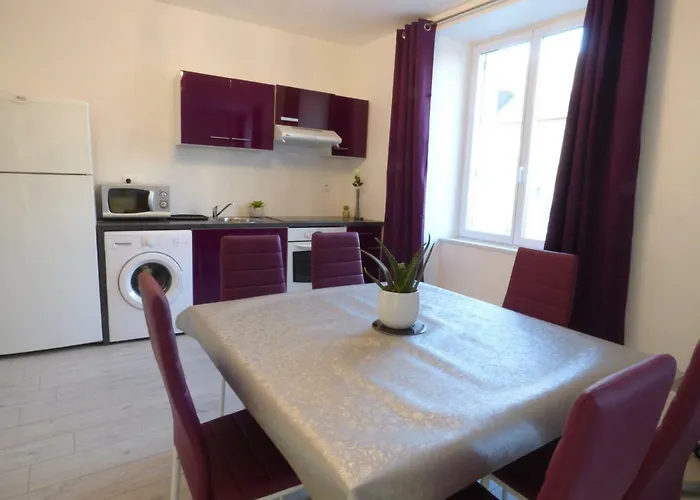 7 Km Du Mont St Michel Nyaraló *